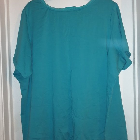 Avenue T-shirt-Light Blue - Picture 2 of 5